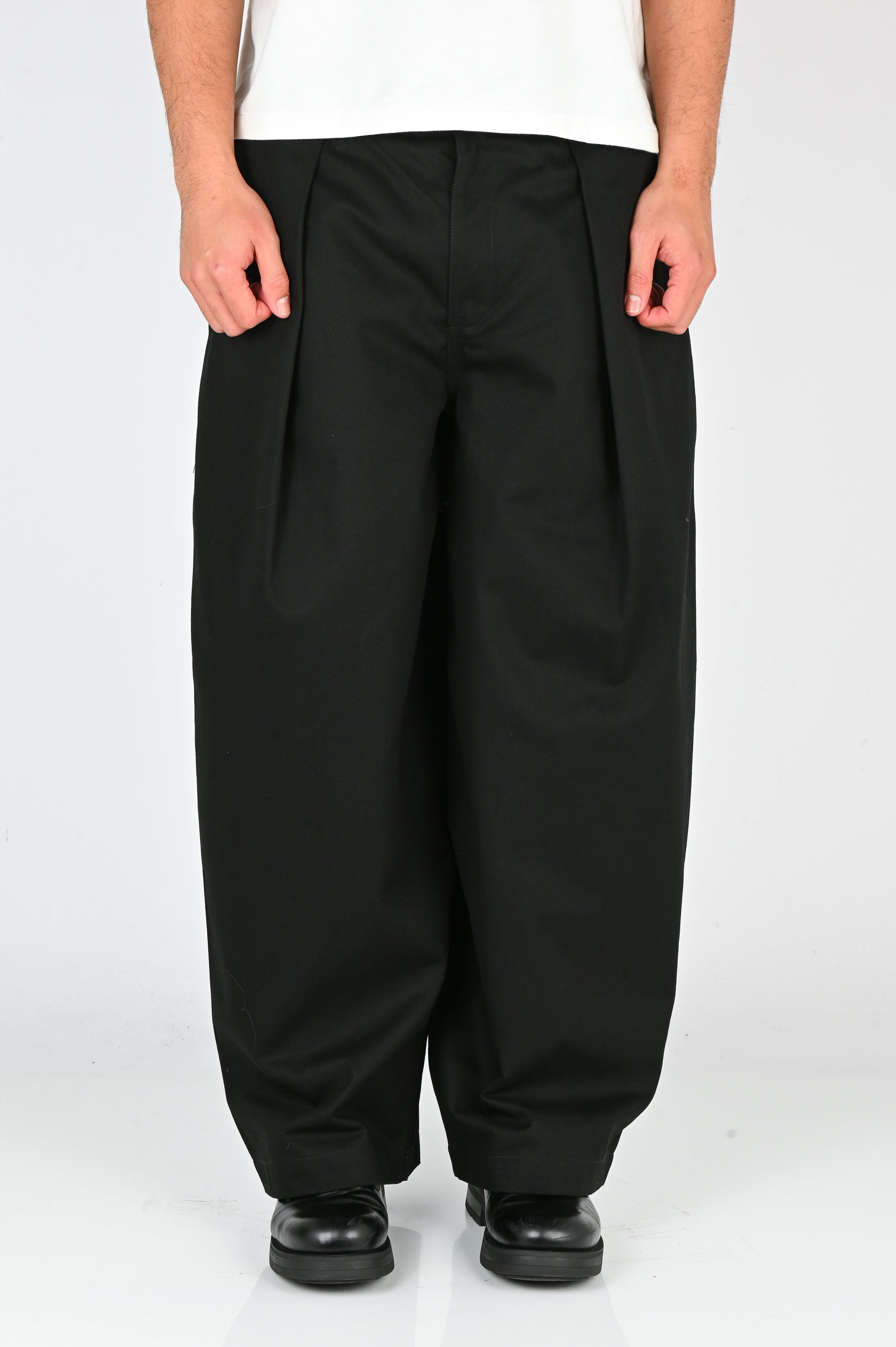 Checks 'Hakama' Pants in Black