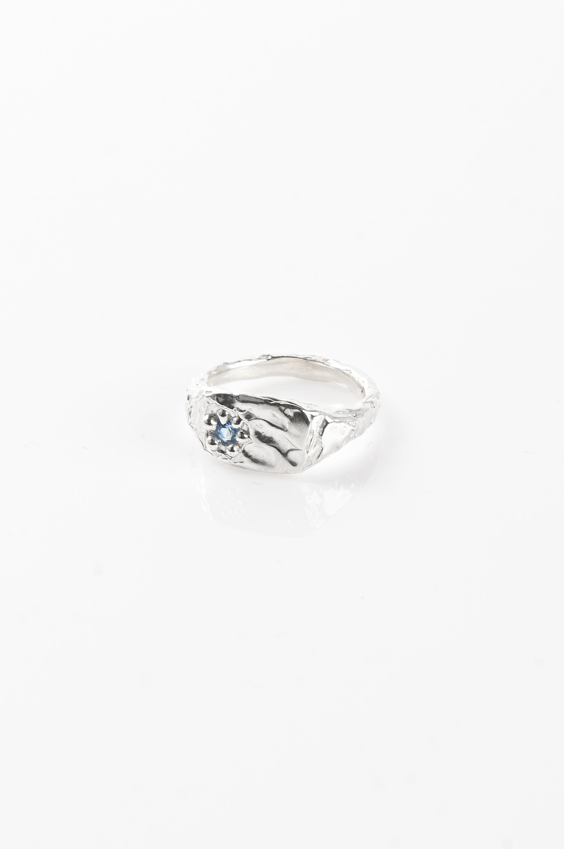 Studio Zali 'Aqua Flower' Slab Ring