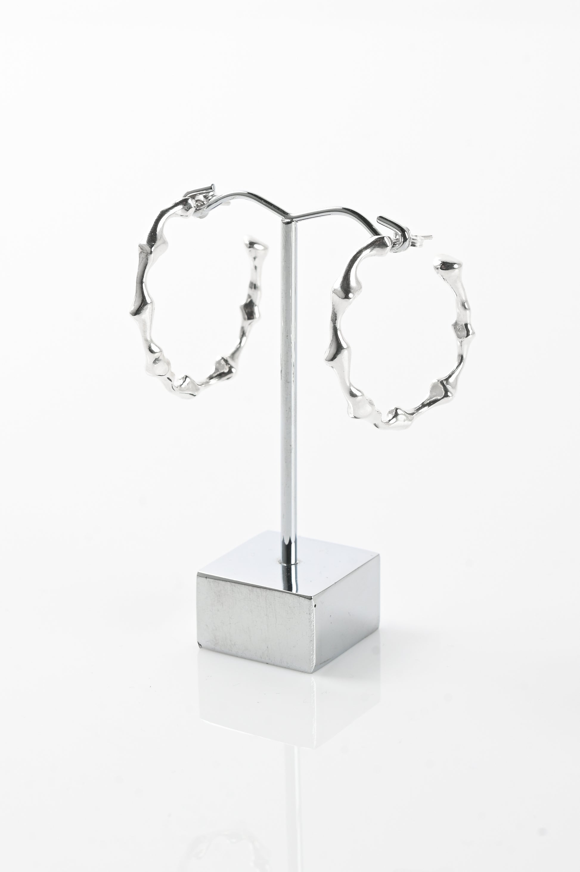 Nui 'Node' Hoops