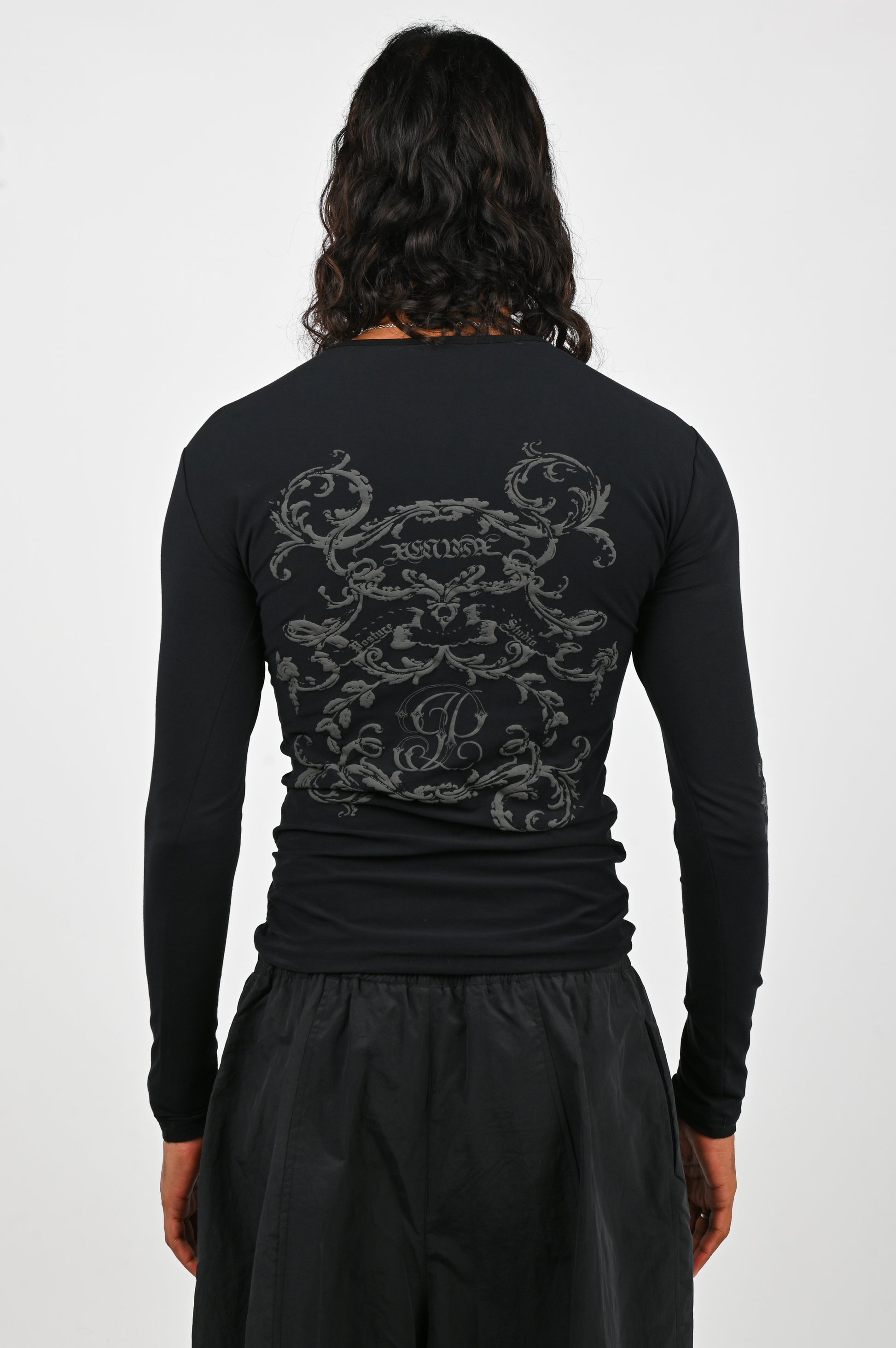 Posture 'Baroque' Compression Long Sleeve in Black