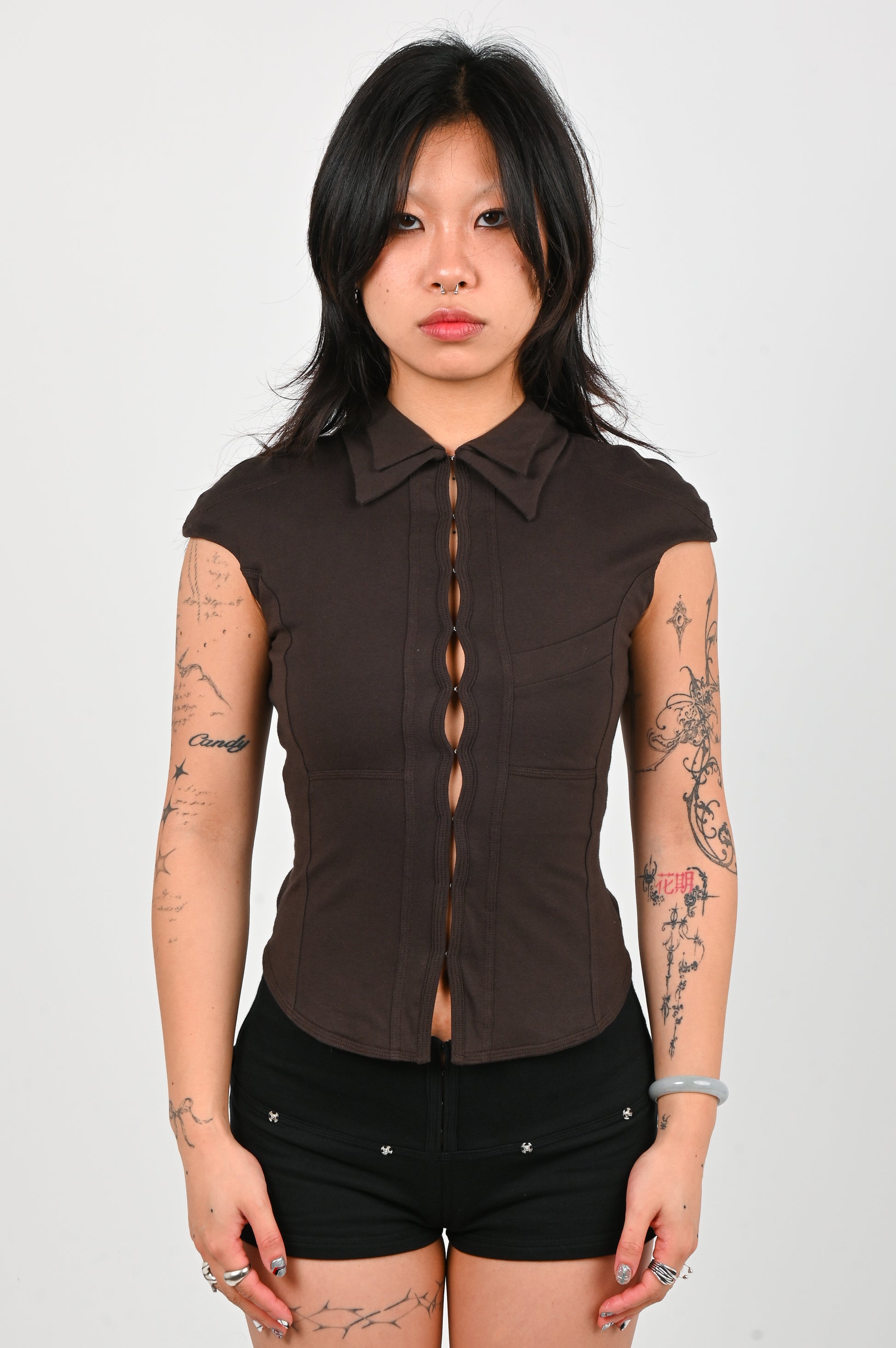 Toilè 'Armor' Short Sleeve in Coffee