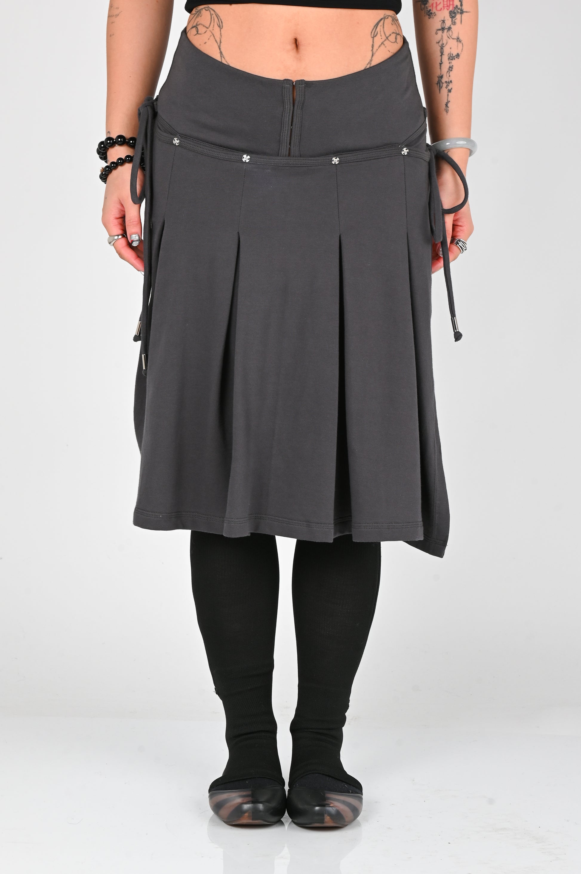 Toilè 'Layer' Micro Short in Charcoal
